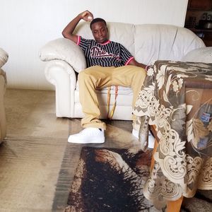 Meet your Posher, Mally